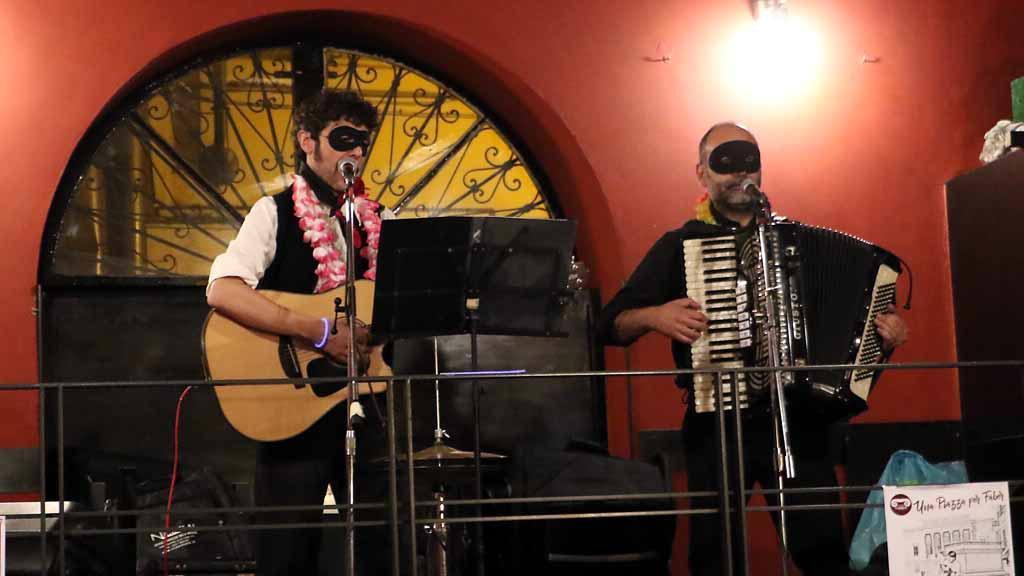 Musica e satira al compleanno del Fuoriporta