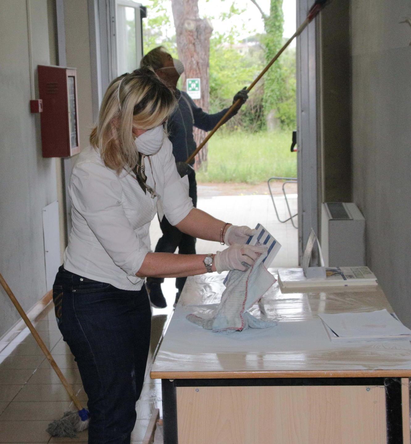 Vandali al liceo Chini: ieri niente lezioni 