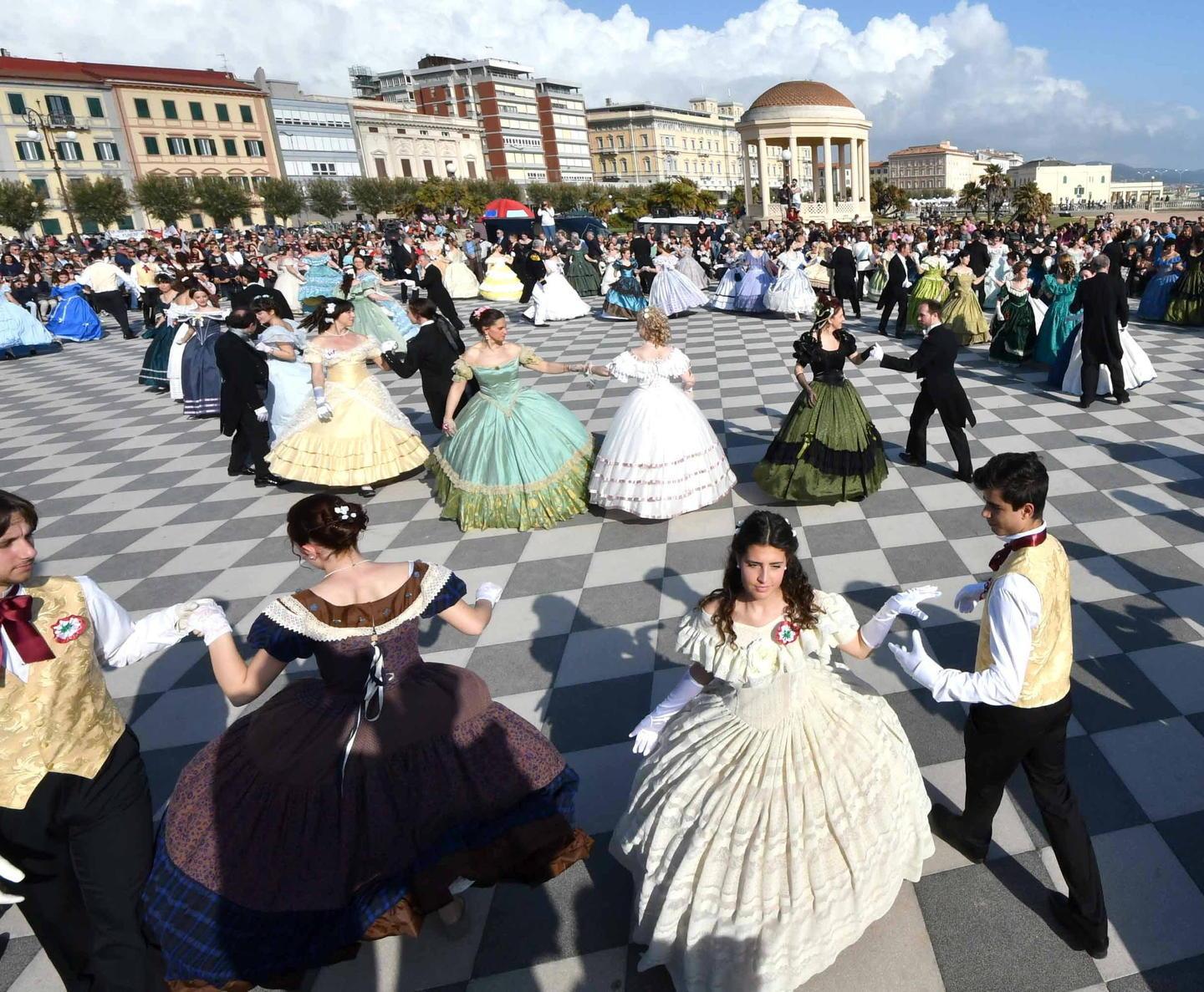 Difesa di Livorno, il Gran ballo risorgimentale è alla Terrazza 