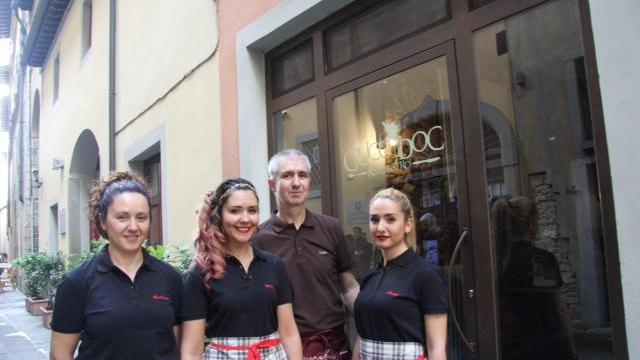 Barbara Gentil (cuoca), Laura Gucci (cuoca), Martina Gucci (sala), Fabio Gucci (sala)