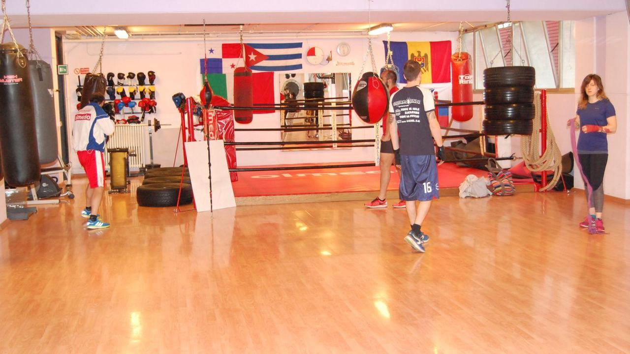 La Boxe Tricolore si trasferisce al Mirabello