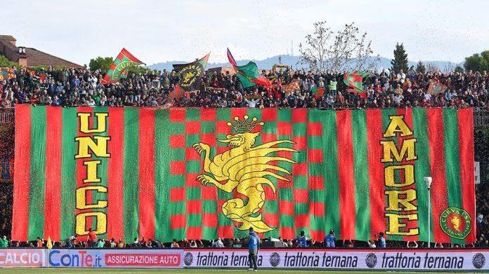 Lo slogan è «Riempiamo il Liberati»