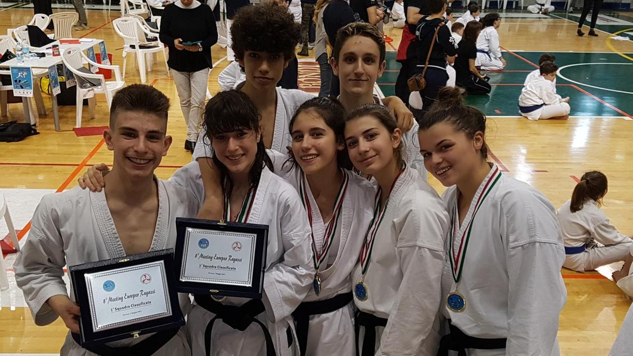I ragazzi della Nakayama in evidenza al meeting europeo