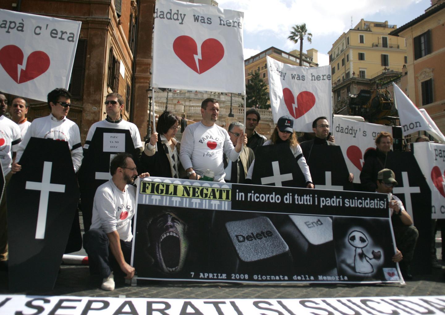 Case ai padri separati Comune disponibile a valutare le situazioni 