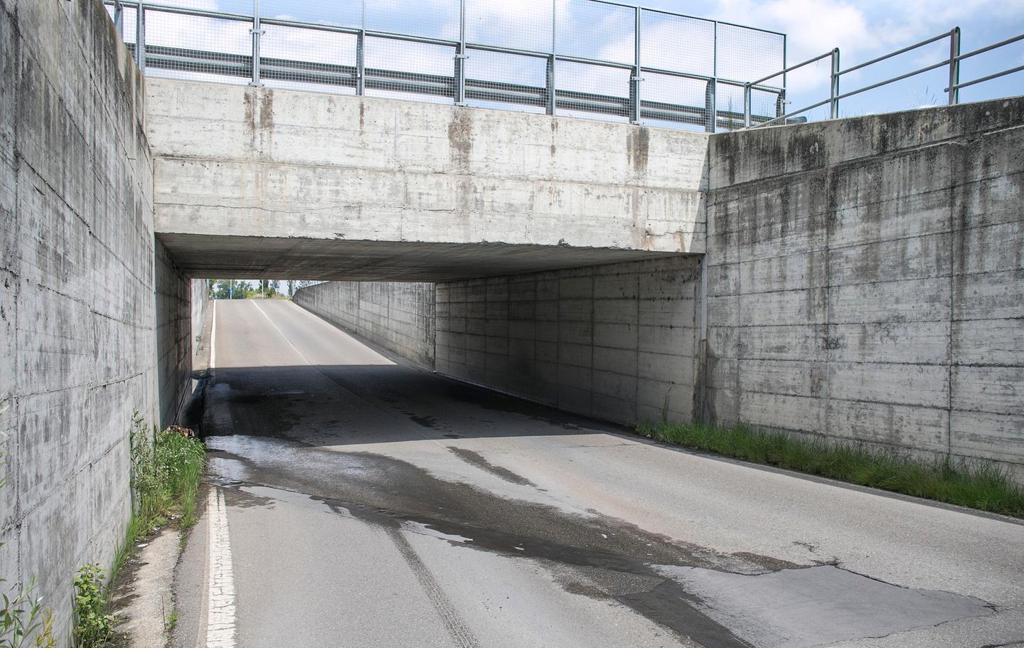 Cittanova, nel sottopasso alcune crepe e infiltrazioni 