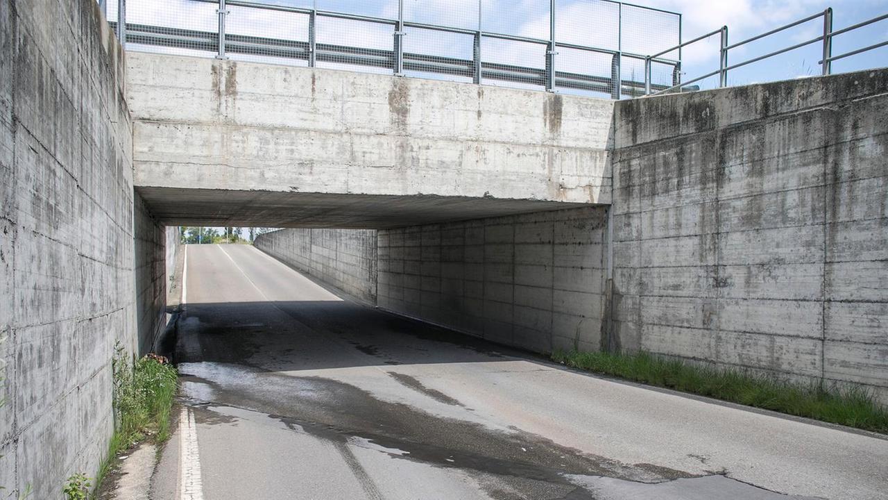 Cittanova, nel sottopasso alcune crepe e infiltrazioni