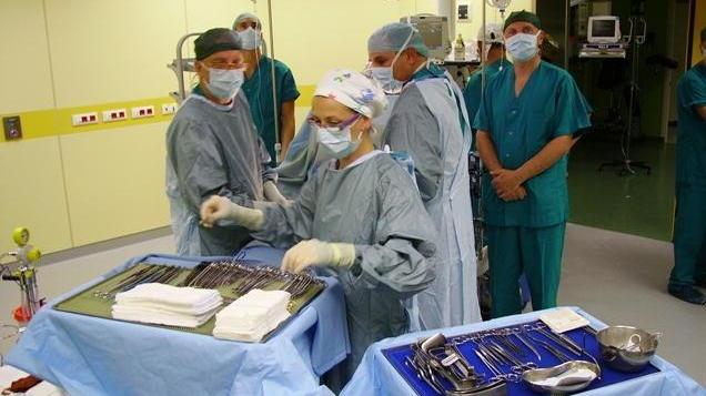 Più personale per ridurre i tempi di attesa