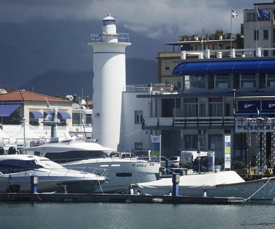 Versilia Yachting al via in Darsena 