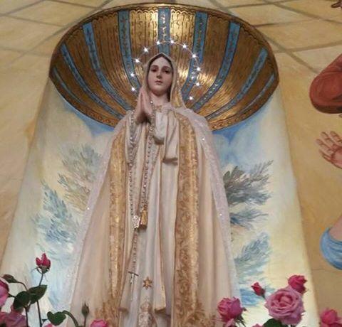 Migliaia di fedeli nella chiesa giubilare 