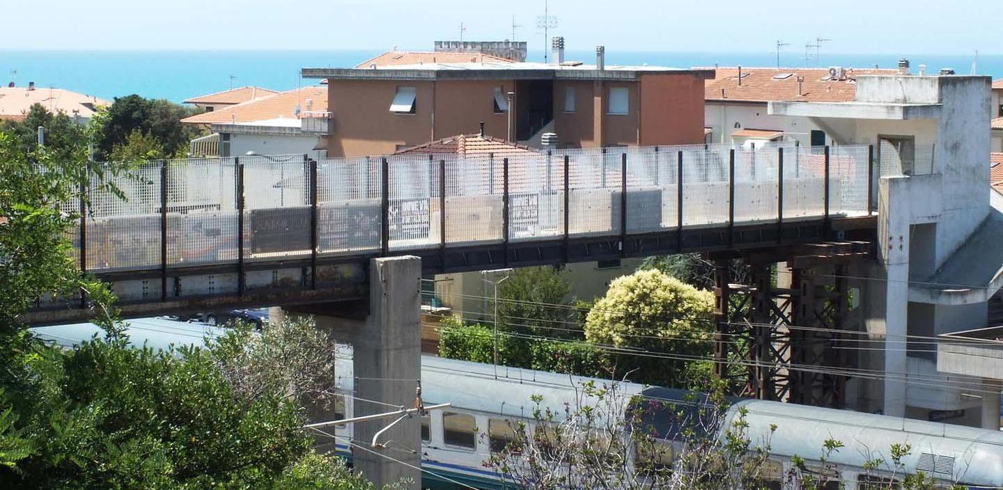 Passerella, sulla sicurezza mancati controlli da 2 anni 