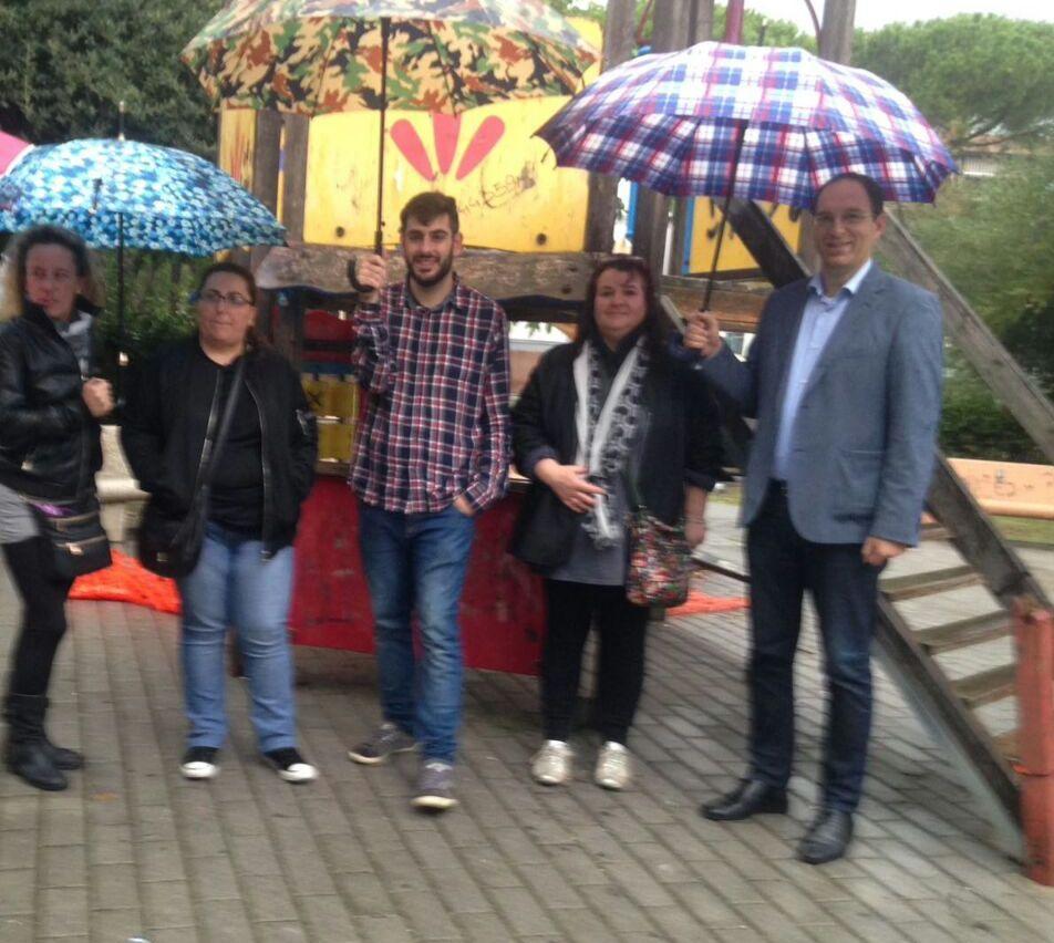 Rimossi i giochi dal parco «Andavano solo sistemati» 