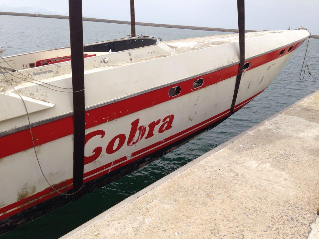 L'imbarcazione recuperata vicino a Mal di Ventre