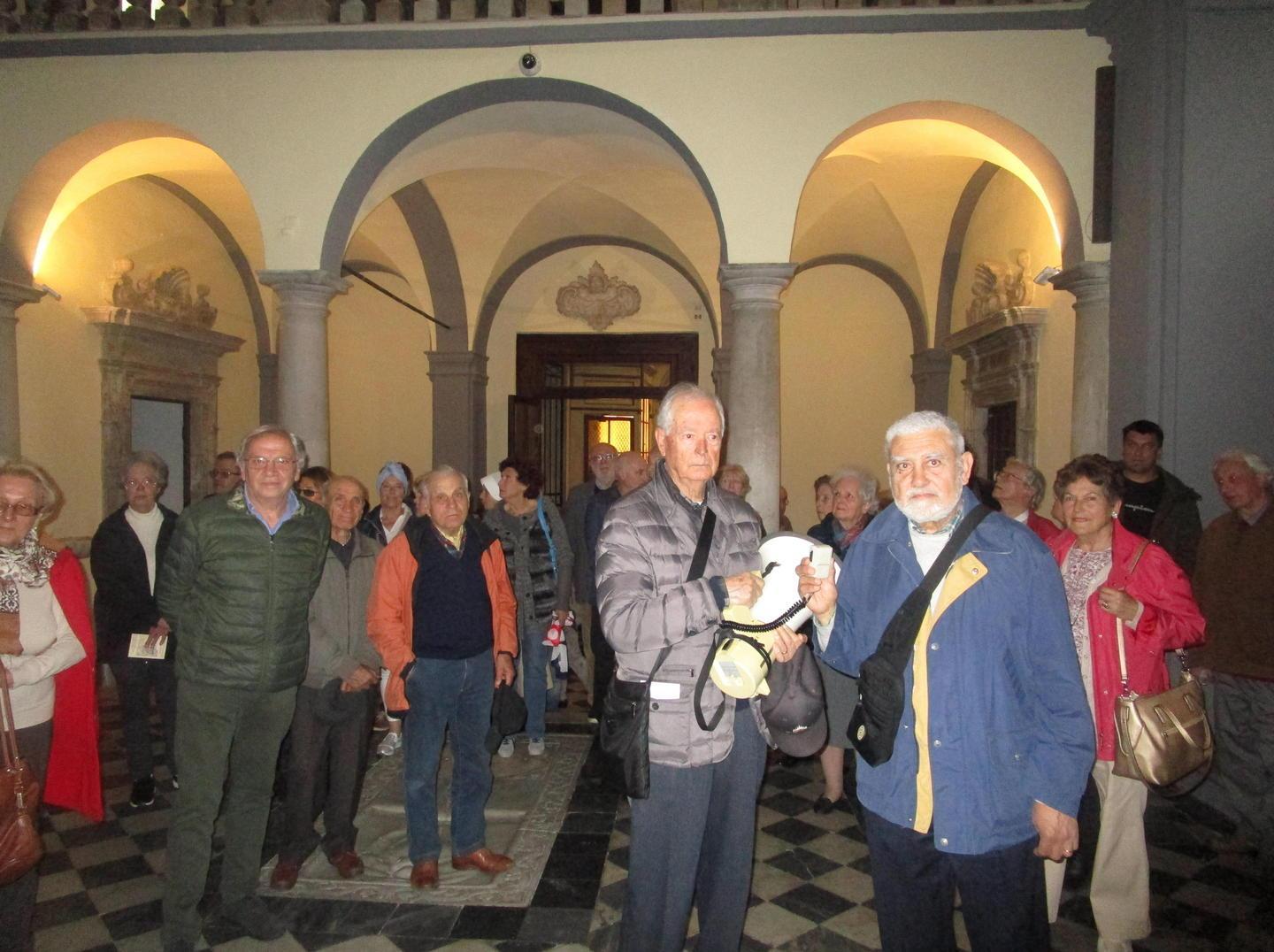 In decine per visitare le epigrafi del Duomo 