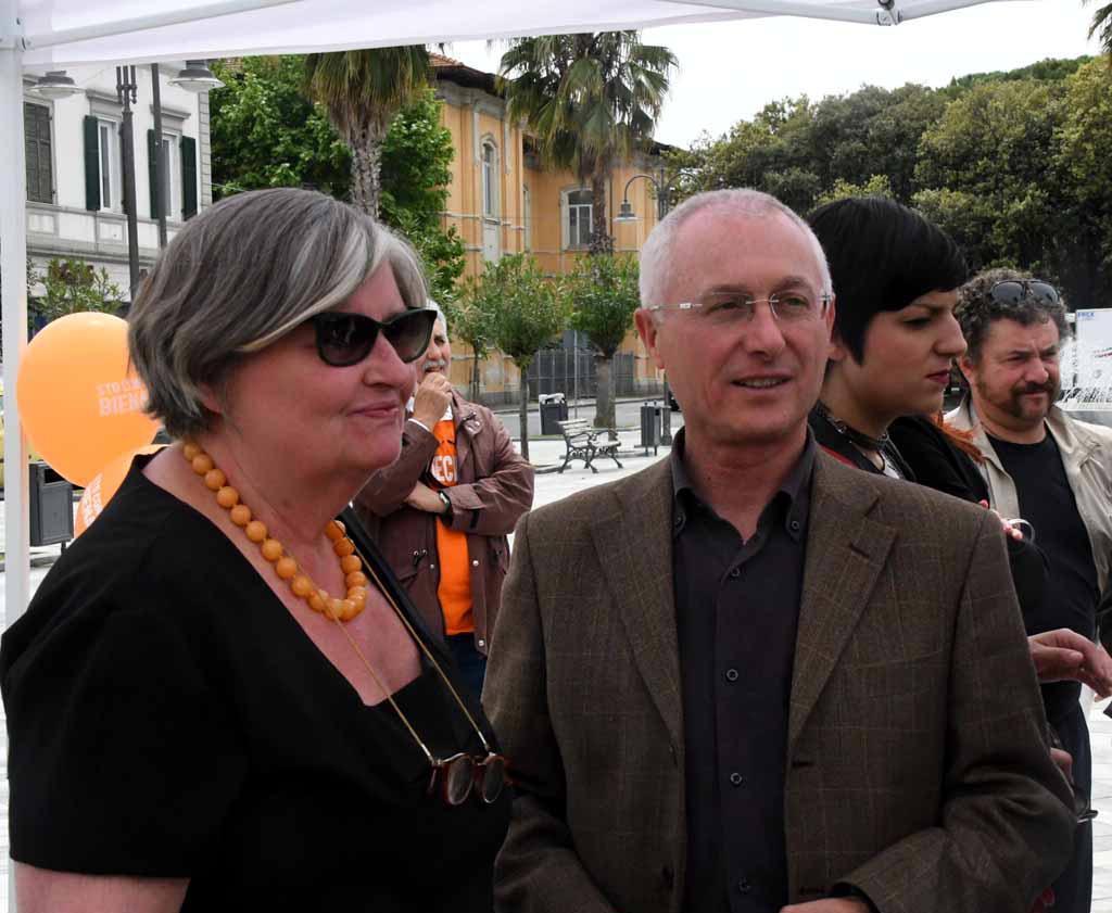  48 candidati “sto con te” Arriva anche De Magistris 