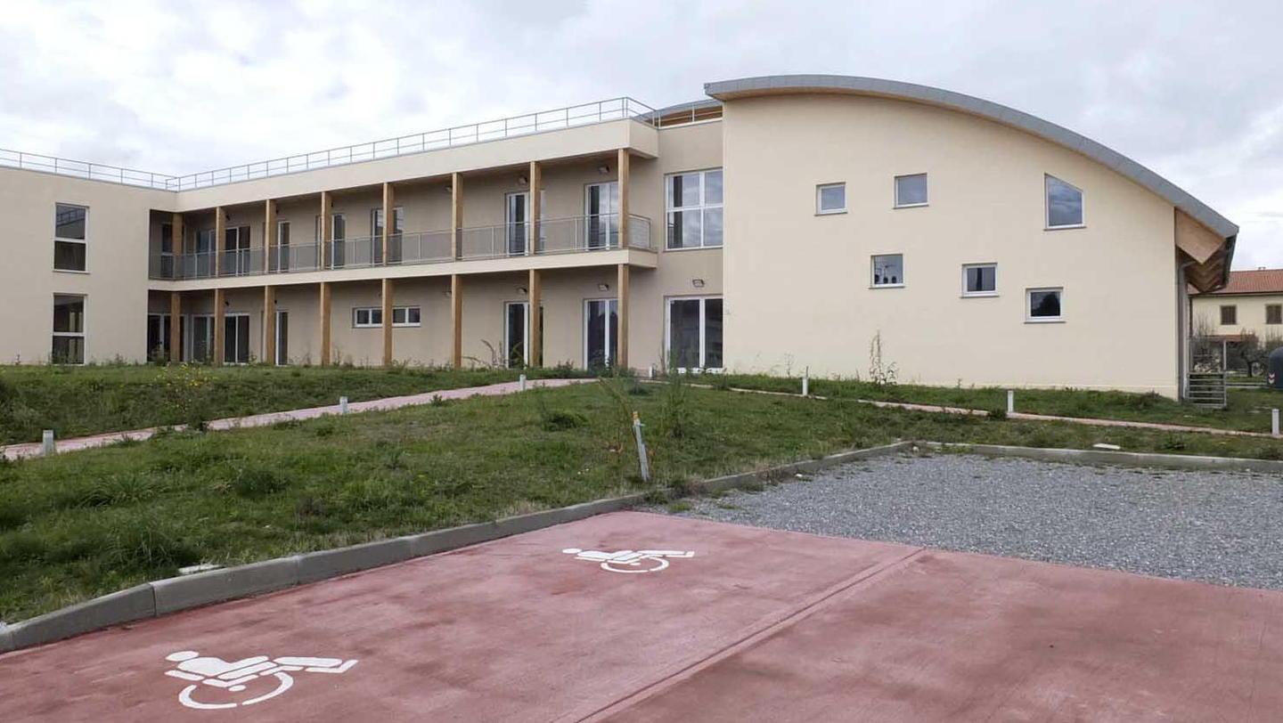 Si inaugura la Pubblica assistenza e ora la caserma va a Migliarino 
