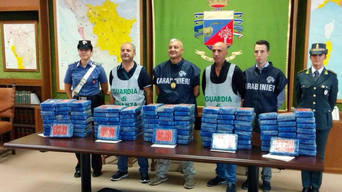 Presi con 134 chili di droga, il processo salta per un cavillo
