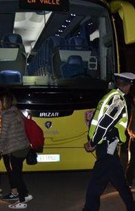 Quell’autobus controllato che fa infuriare i noleggiatori