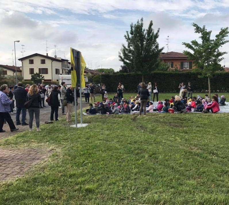 “Castello”, i bimbi battezzano  il parco verde senza nome