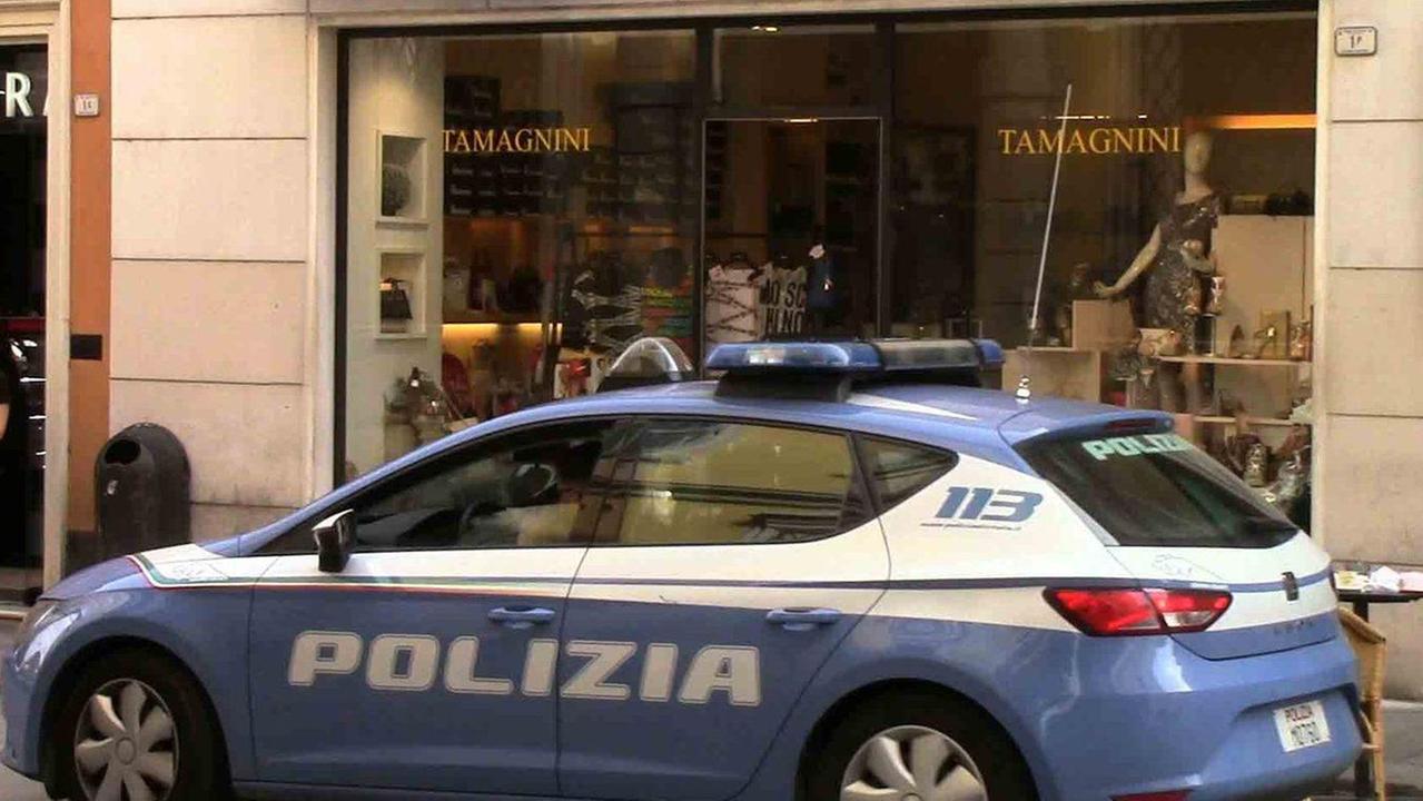 Negoziante “arresta” il ladro