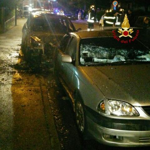 L'intervento dei vigili del fuoco in via Barzano a Montemurlo