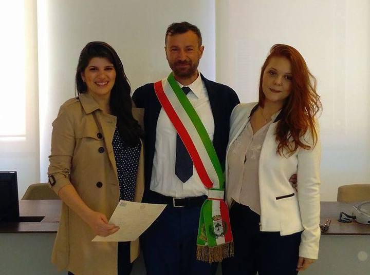 Carpi, Rosa e Andrielle “spose” a Palazzo Scacchetti  