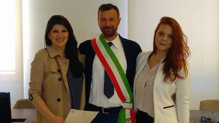 Carpi, Rosa e Andrielle “spose” a Palazzo Scacchetti