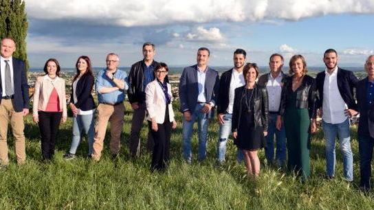 Porcari al voto: Fornaciari presenta la sua squadra
