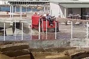 Cosa viene scaricato in mare?