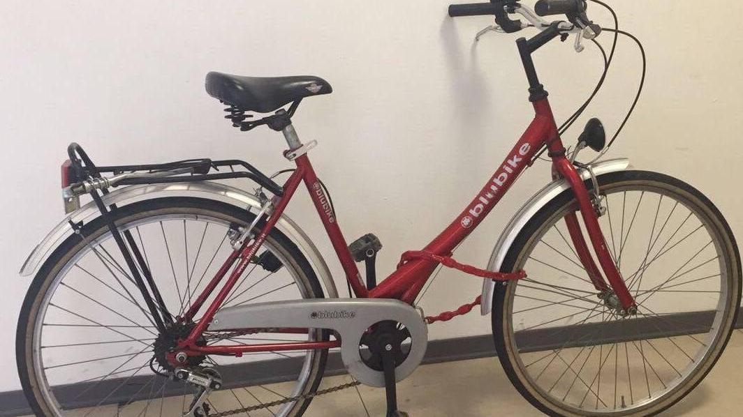 Beccato mentre tenta di rubare una bici