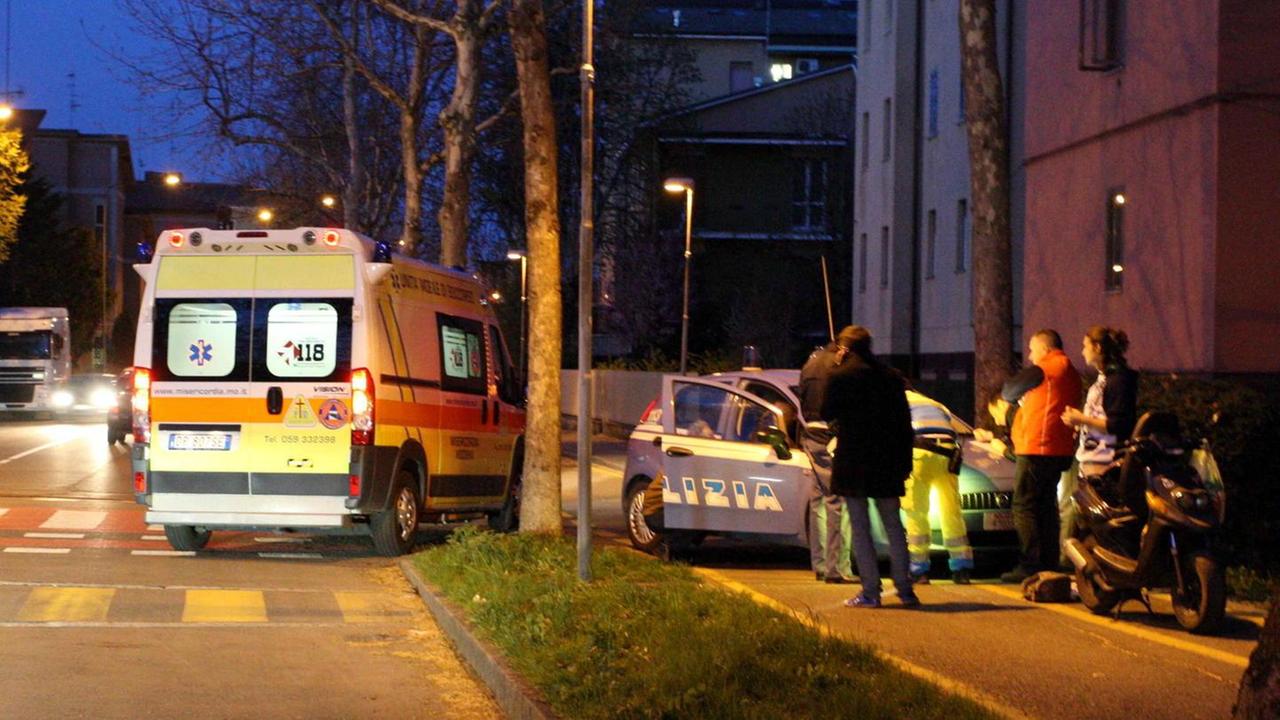 Modena, aggredita e ferita dai baby scippatori