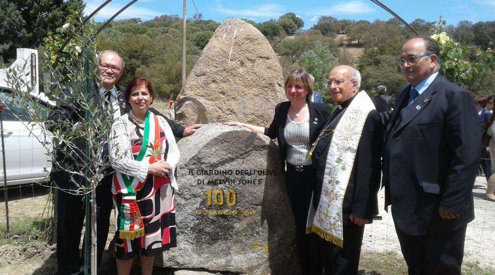 A Illorai il Giardino degli Ulivi dei Lions 