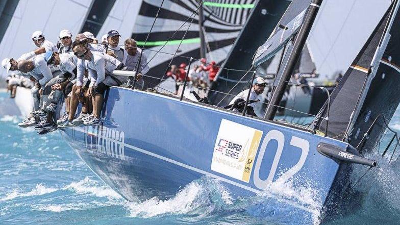 Vela, dieci equipaggi nel Mondiale Tp52