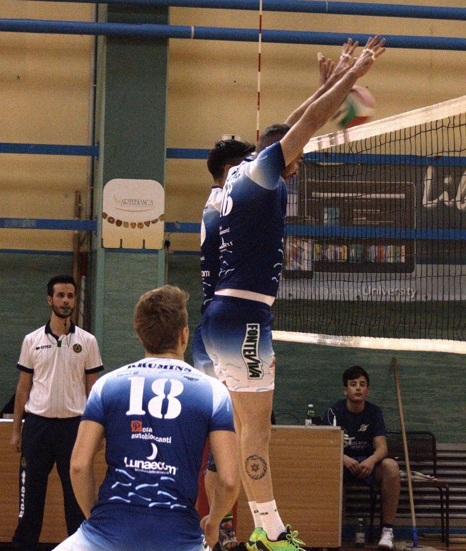 Pallavolo Massa si prepara alla finale 