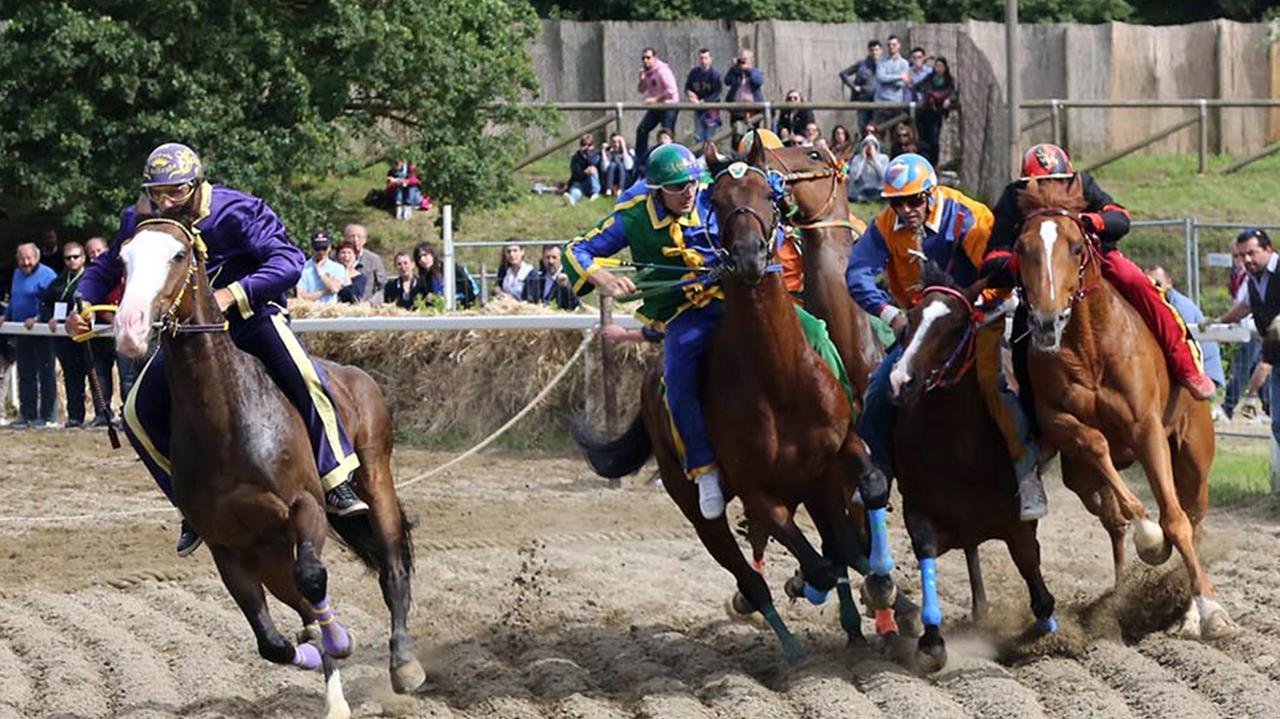 Palio di Fucecchio: toto-fantini, parte il valzer delle monte