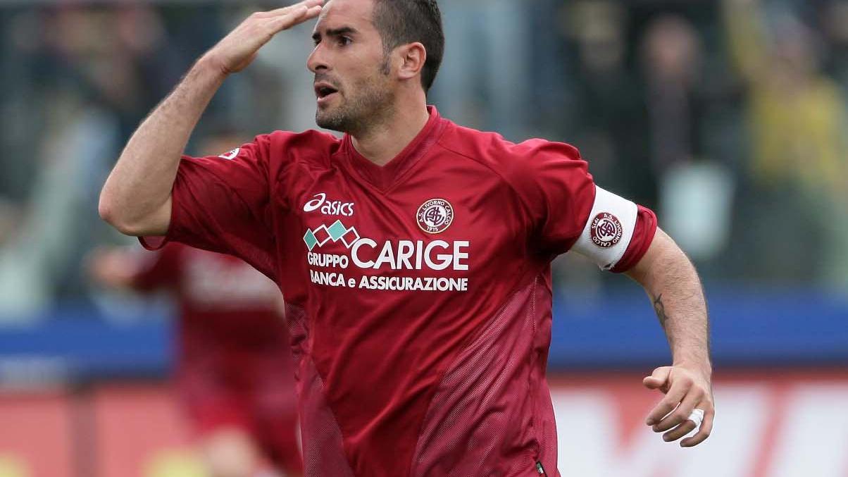 La carica di Lucarelli per i playoff: «Forza Livorno, adesso tocca a te»