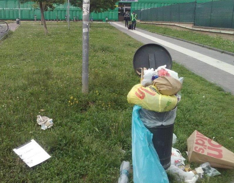 Spazzatura abbandonata 93 multe in 7 giorni