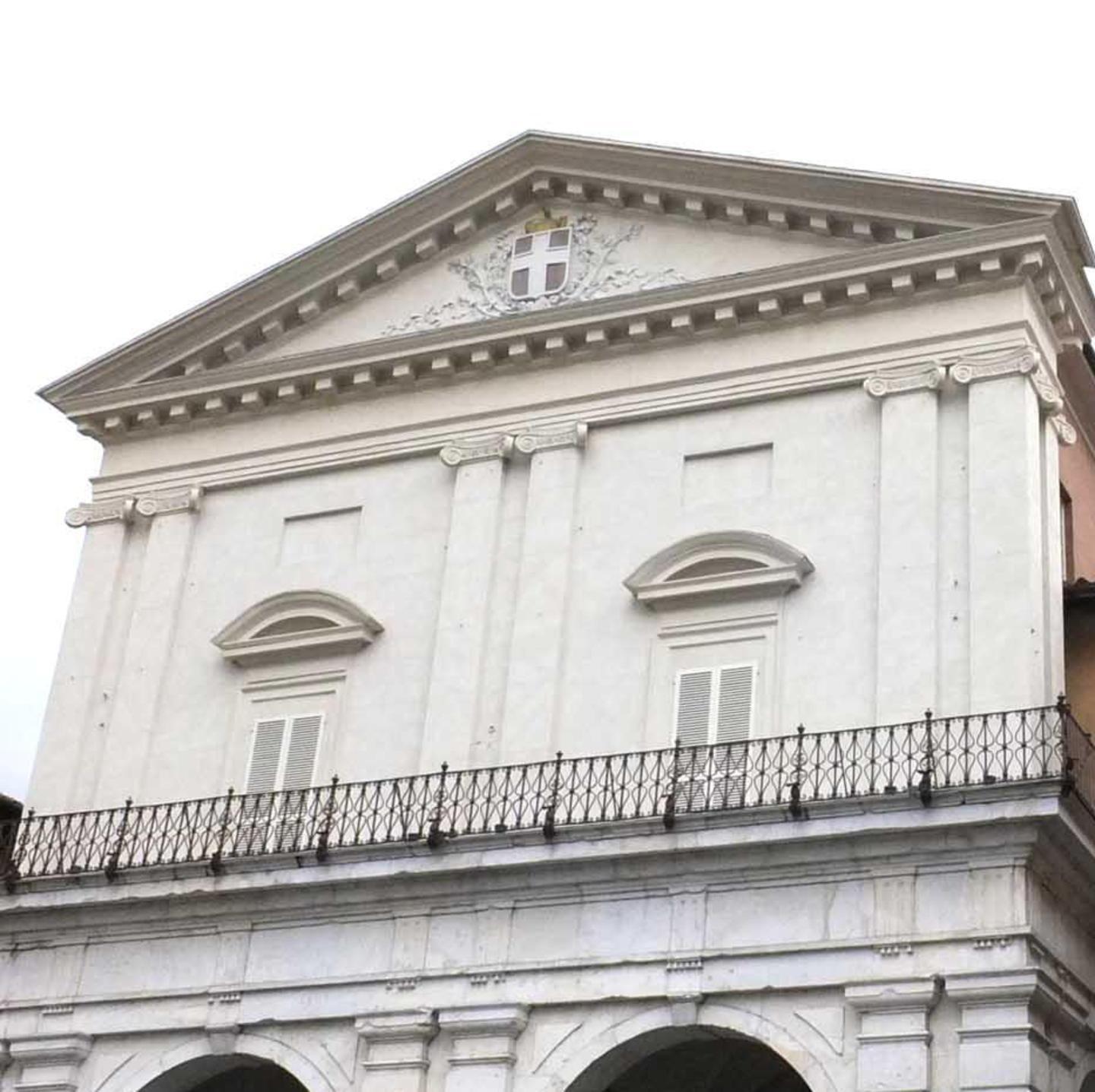 Contatti ripresi anche per Logge di Banchi ora l’Archivio cerca un’alternativa in centro