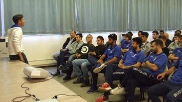 Rocchi agli arbitri piombinesi: «Il lavoro premia. E divertitevi»
