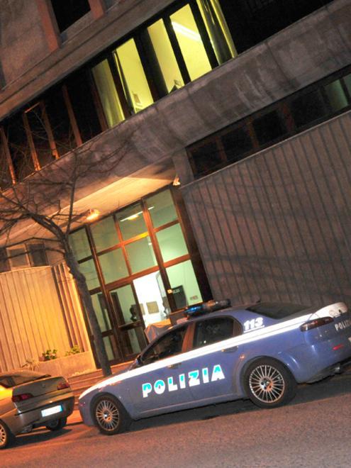 Rapine ai portavalori, le intercettazioni: «C’è qualcuno che se l’è cantata» 