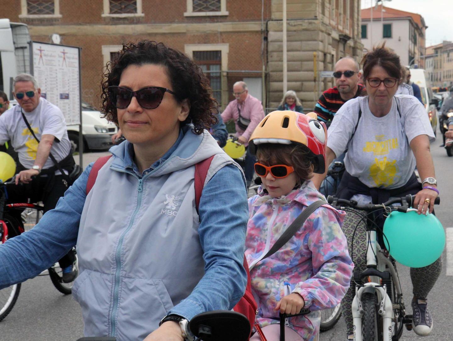 La bici, gli amici, la città E pedalare diventa gioia 