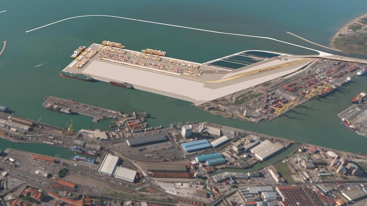Maxi-Darsena, si rinvia a fine settembre per correggere il bando
