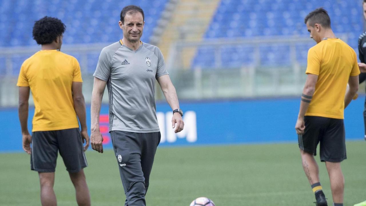 Juve, prima tappa per il sogno triplete