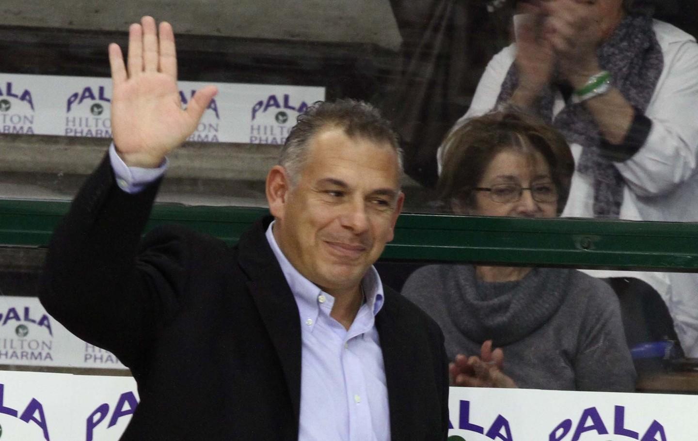 La Bondi tra i lavori al palasport e coach Martelossi