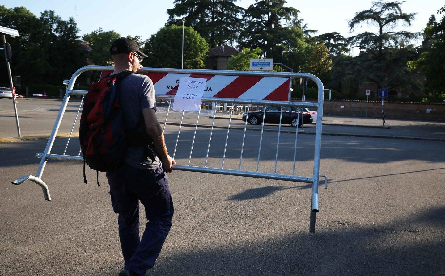 Strade e piazze off limits in attesa dei campioni 