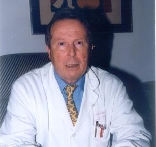 Il professor Mario Mariani all'epoca in cui lavorava in ospedale