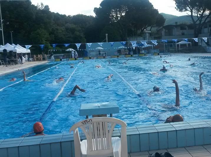 Nuotatori da tutta Italia alla piscina di via Roma 
