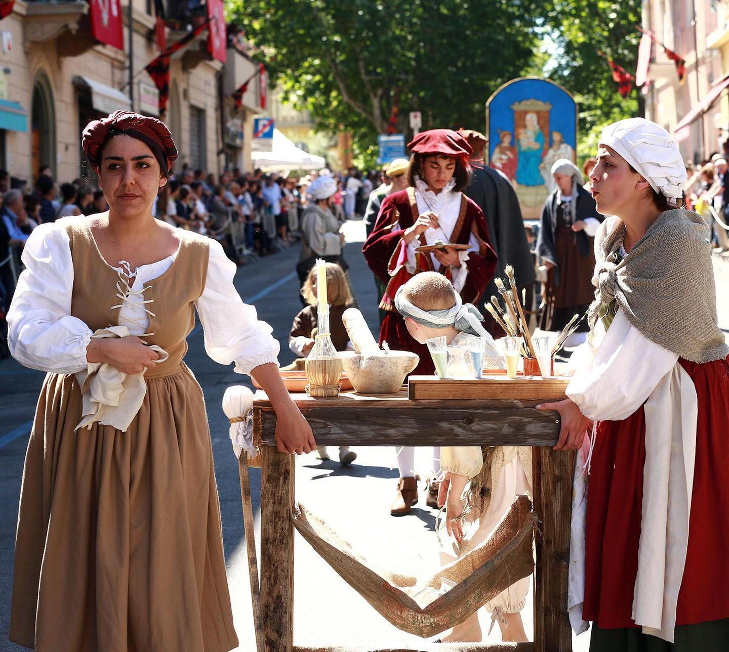 Palio di Fucecchio: la magia della sfilata con 1.200 protagonisti  