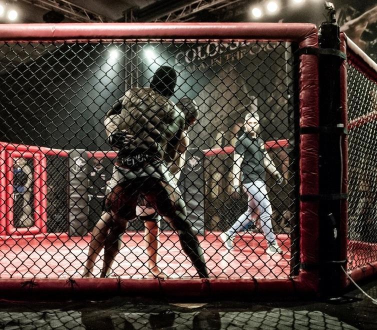 C’è il Colosseum Fighting, Macomer finisce in gabbia 
