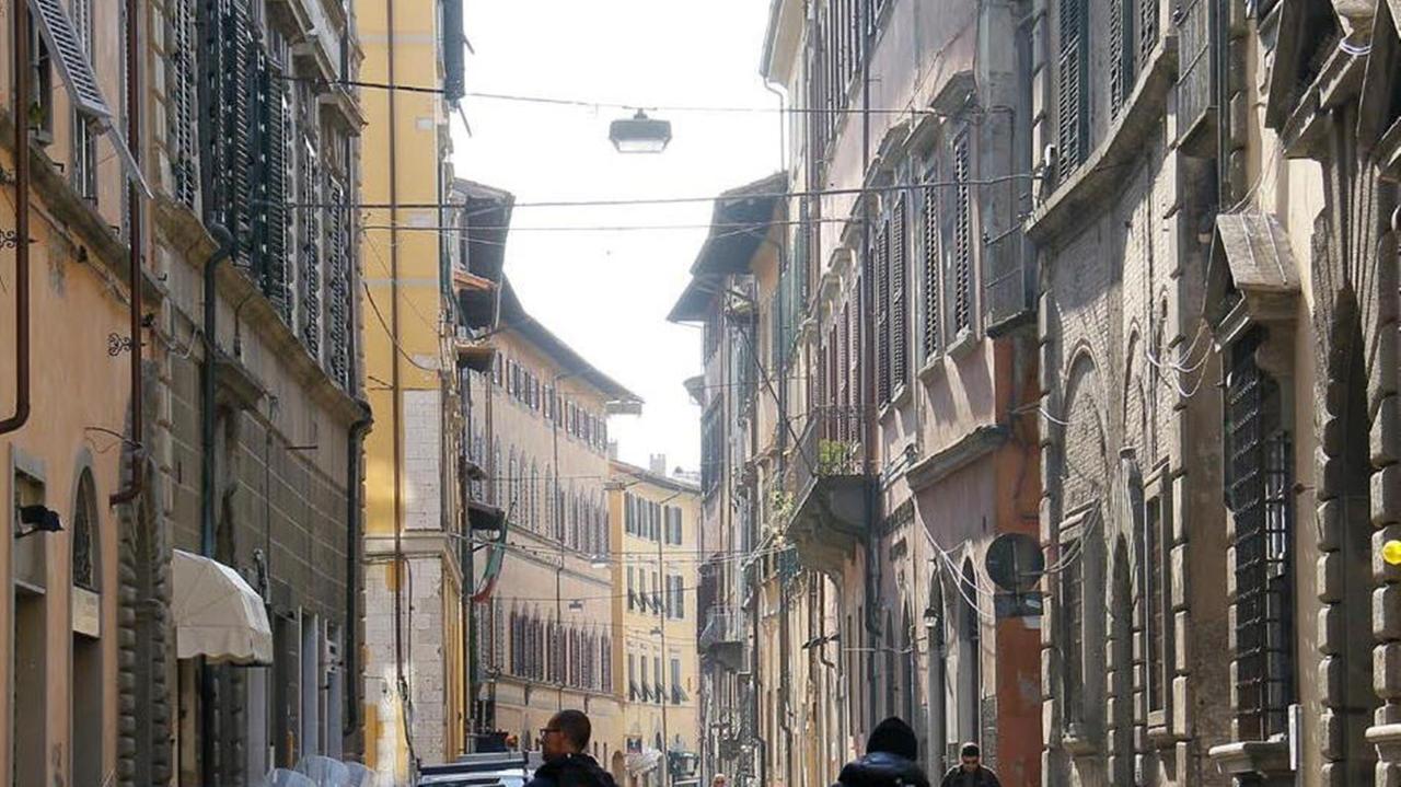 Sos sicurezza: spinta a terra una donna Rapinato del cellulare