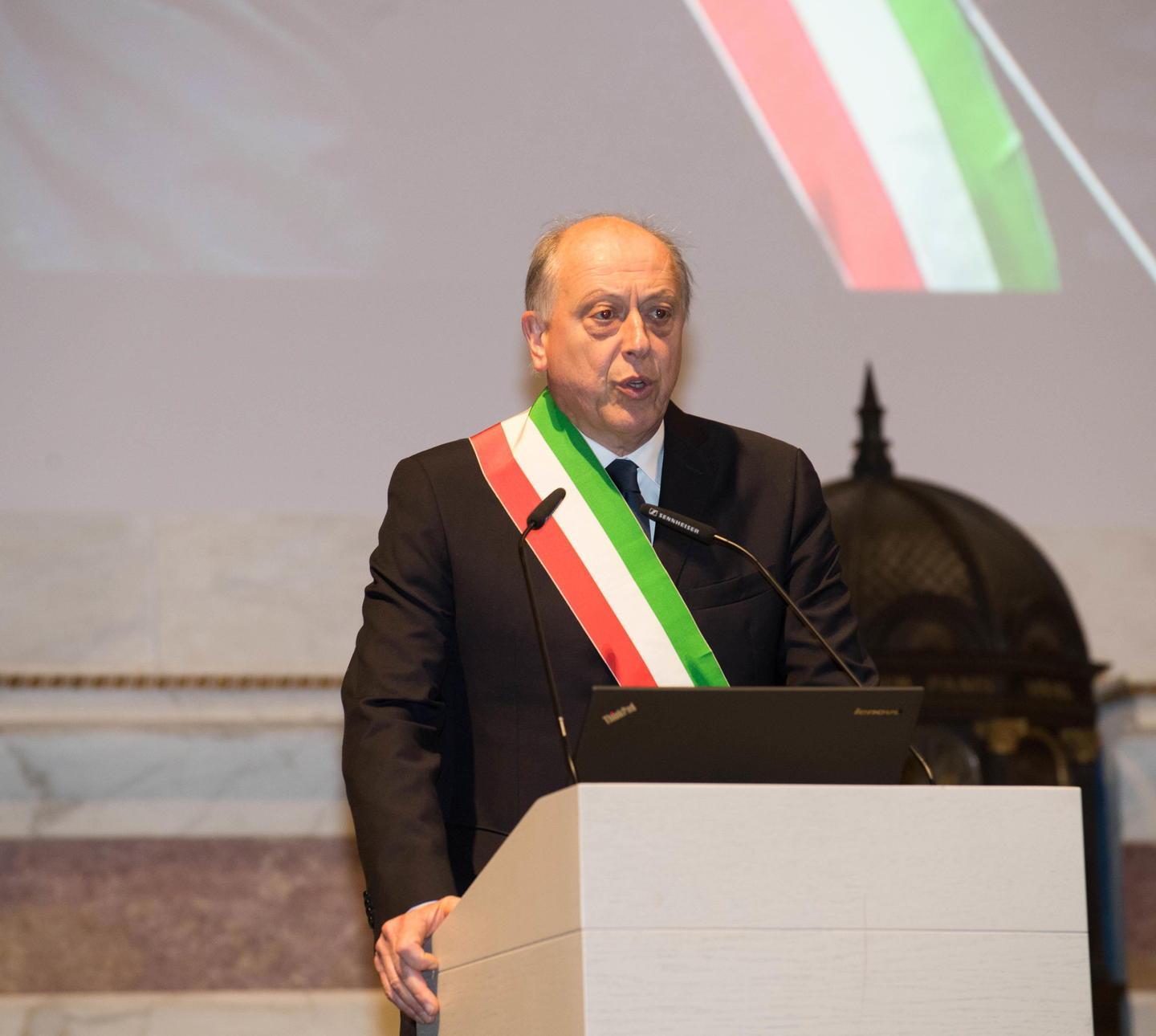 Tambellini lancia l’idea di uno sportello del lavoro 